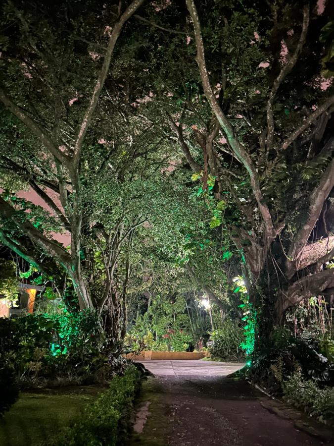 Trapp Family Country Inn San Antonio De Belen Buitenkant foto