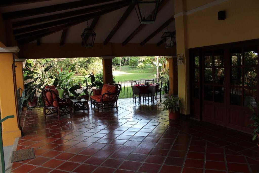 Trapp Family Country Inn San Antonio De Belen Buitenkant foto