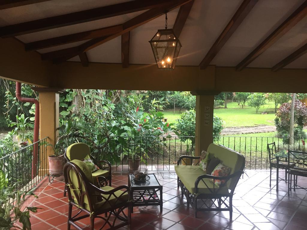 Trapp Family Country Inn San Antonio De Belen Buitenkant foto