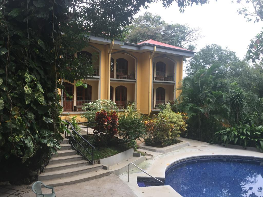 Trapp Family Country Inn San Antonio De Belen Buitenkant foto